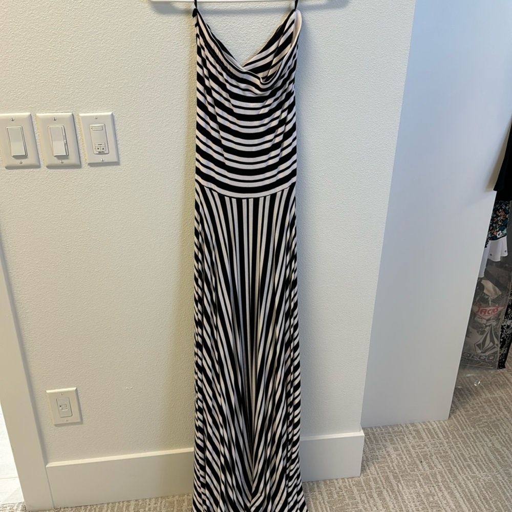 Maxi dress - stretchy soft - white and black stripes - size small - strapless -